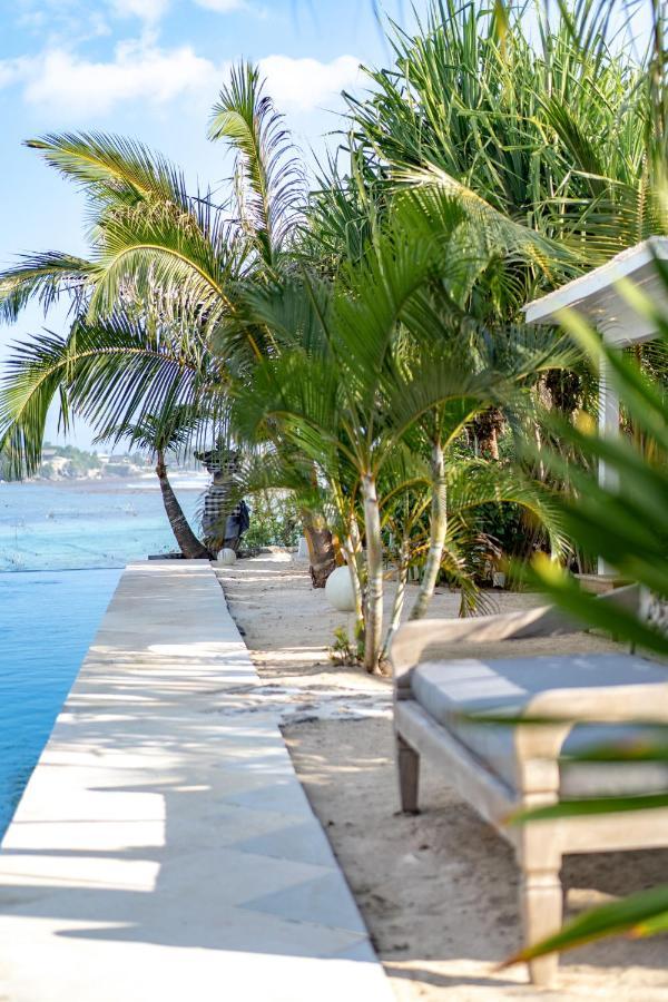 Villa Kingfisher レンボンガン島 エクステリア 写真