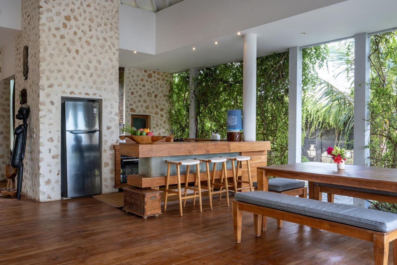 Villa Kingfisher レンボンガン島 エクステリア 写真
